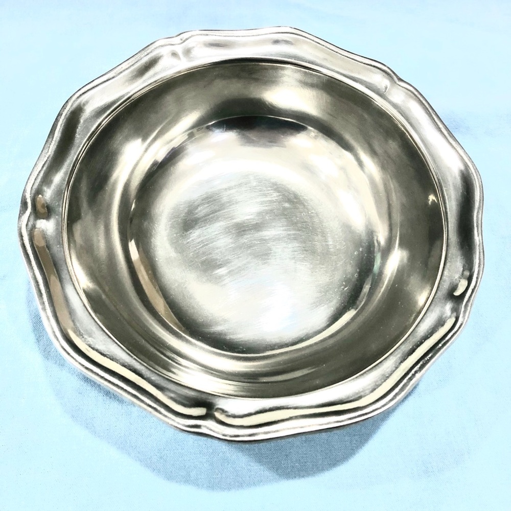 Vintage Armetale 9” Serving Bowl-Queen Anne